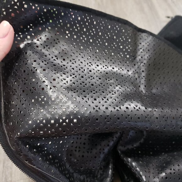 Oscar De La Renta Dafodil Suede Knee High Boots - Picture 9 of 11